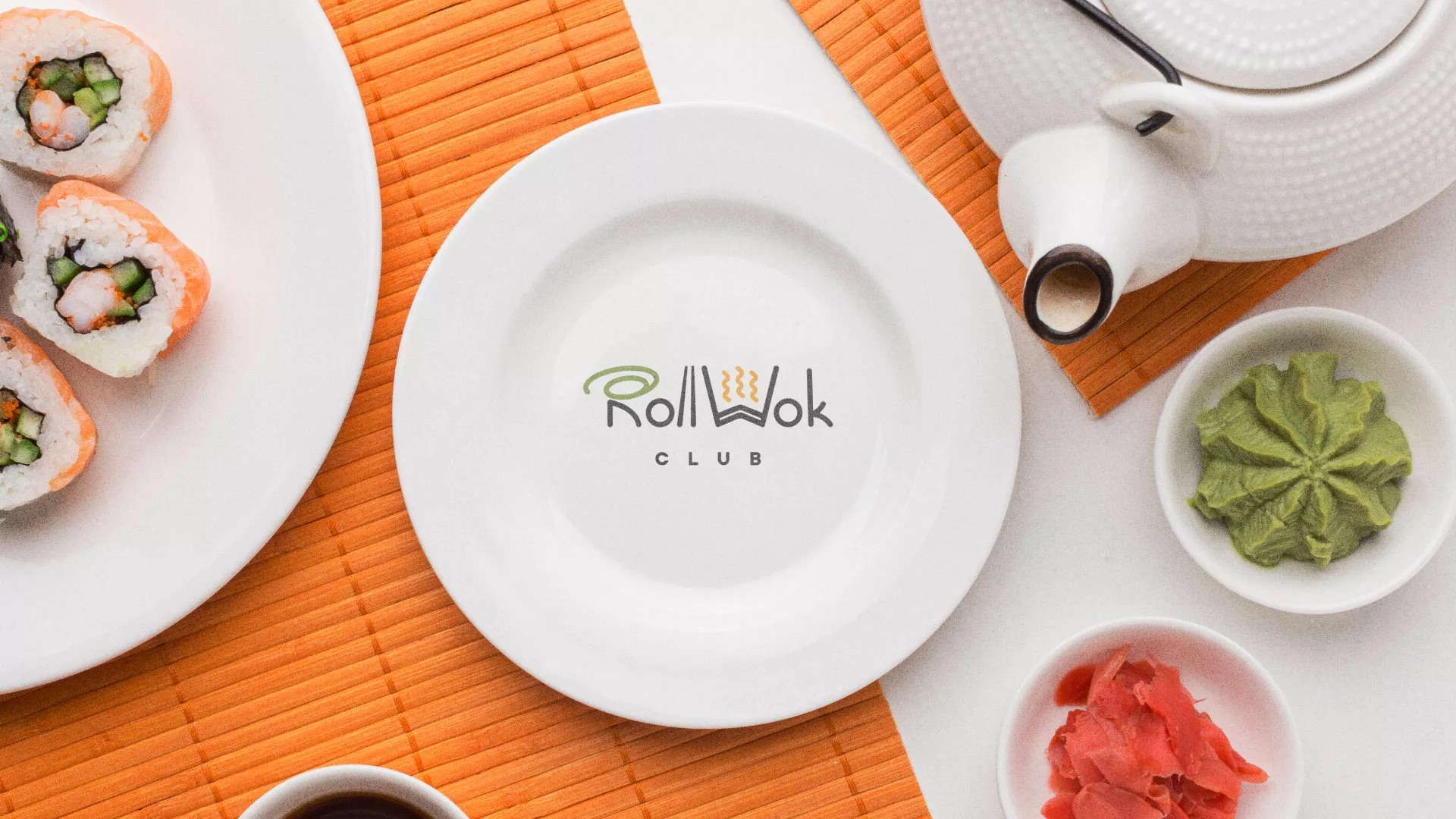 Разработка логотипа и фирменного стиля суши-бара «Roll Wok Club» в Волжске